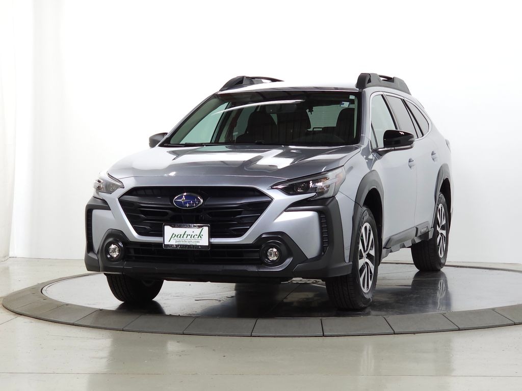 Used 2025 Subaru Outback Premium SUV