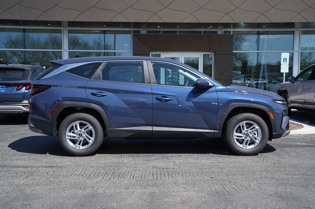 New 2026 Hyundai Tucson SE SUV