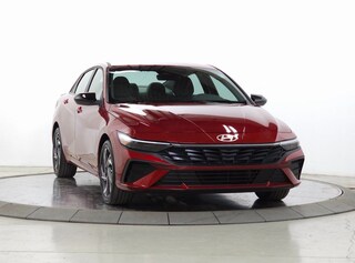 2025 Hyundai Elantra Hybrid SEL Sport Sedan