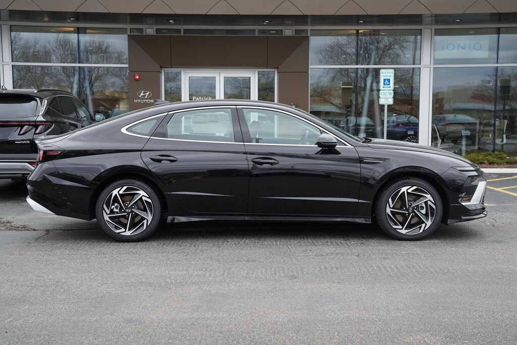 New 2026 Hyundai Sonata SEL Sport Sedan