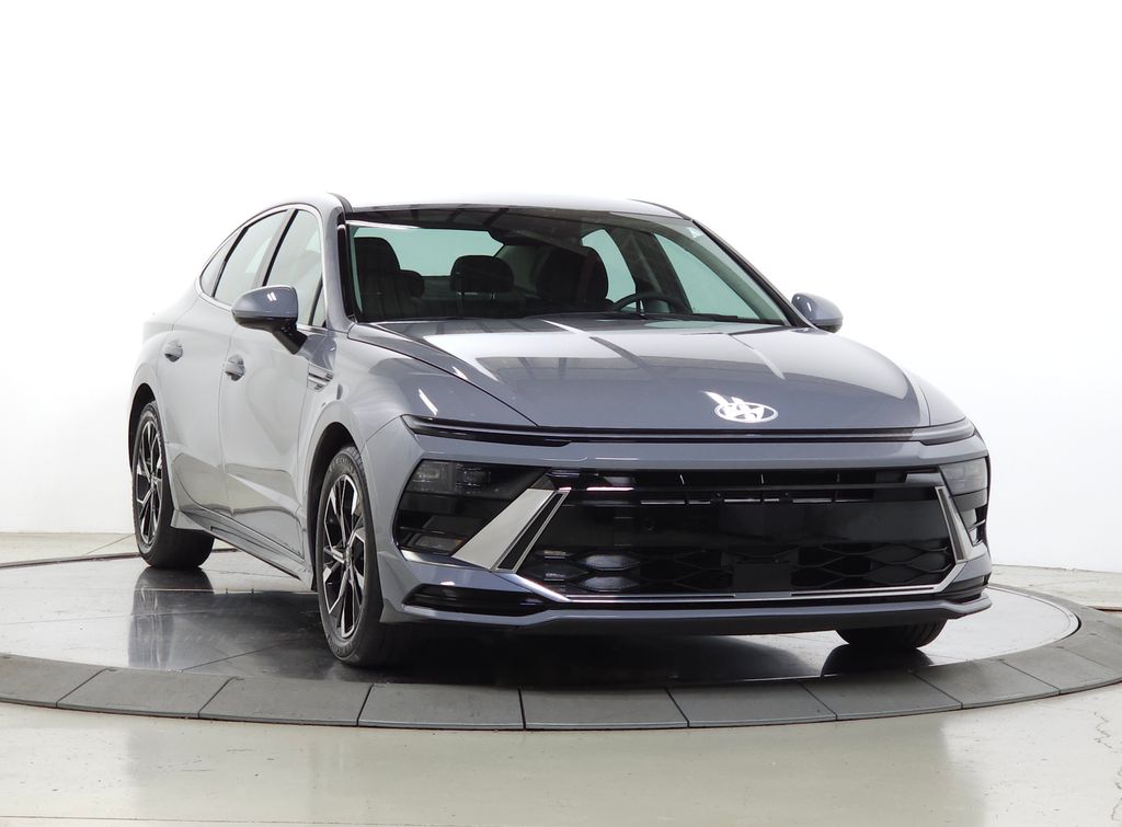 2024 Hyundai Sonata SEL Sedan