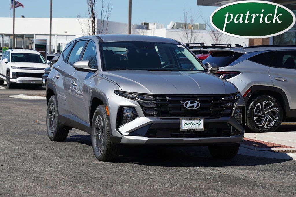 New 2026 Hyundai Tucson Hybrid Blue SE SUV