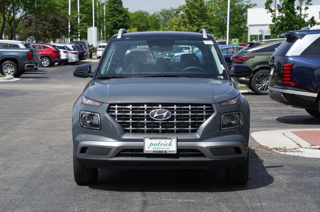 New 2026 Hyundai Venue SEL w/Two-Tone Roof SUV