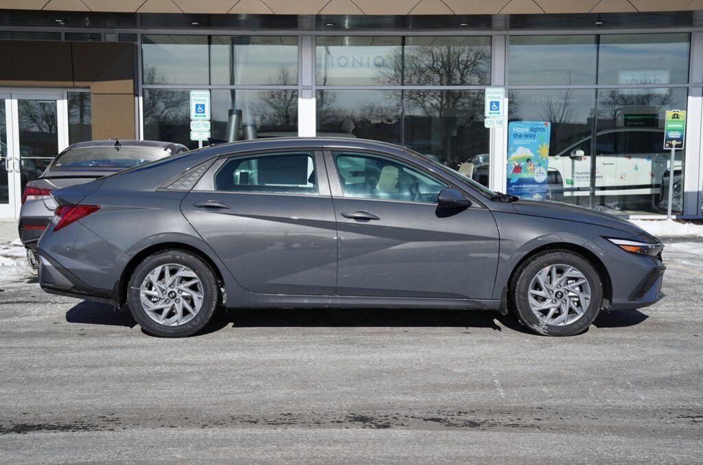 New 2026 Hyundai Elantra Hybrid Blue Sedan