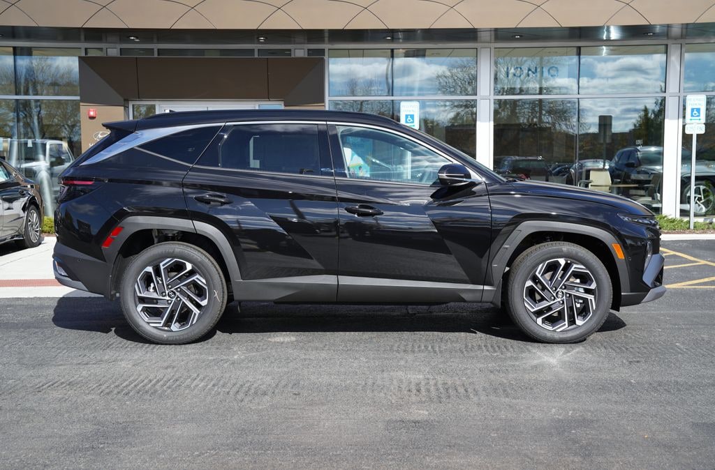 New 2026 Hyundai Tucson Hybrid Limited SUV
