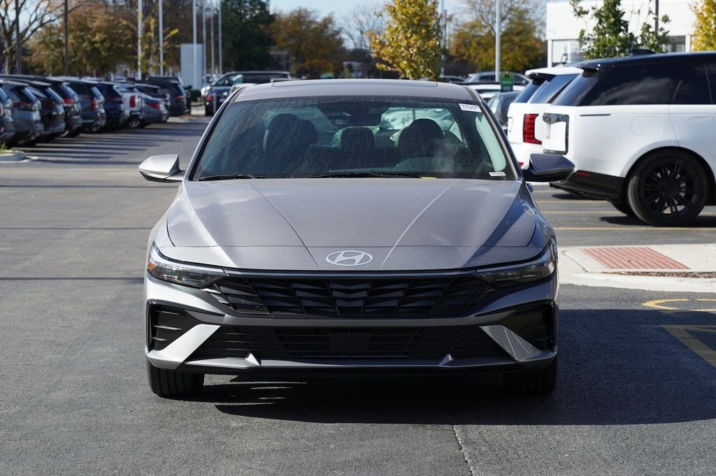 New 2026 Hyundai Elantra Limited Sedan