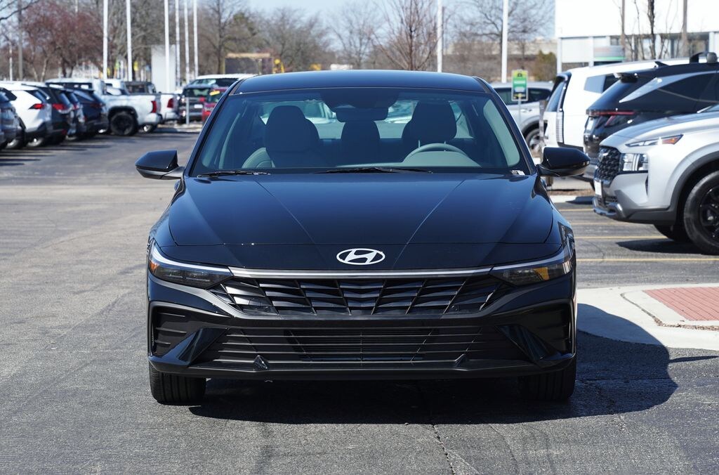 New 2026 Hyundai Elantra SEL Sport Sedan