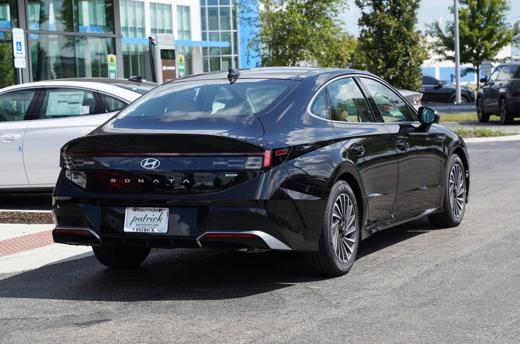 New 2026 Hyundai Sonata Hybrid Limited Sedan