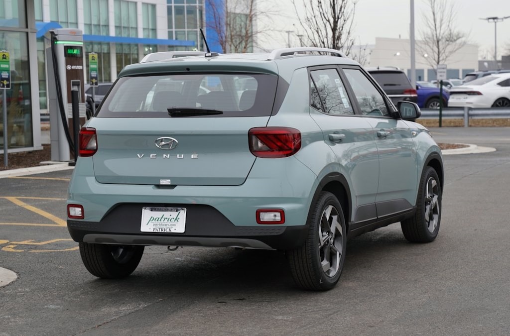 New 2026 Hyundai Venue SEL SUV