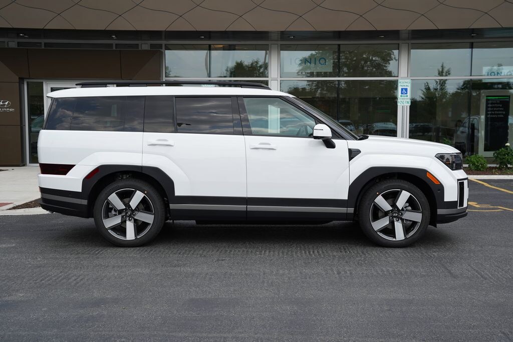 New 2026 Hyundai Santa Fe Hybrid Limited 7 Passenger SUV