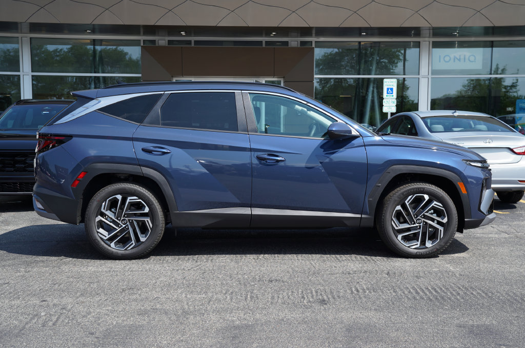 New 2026 Hyundai Tucson SEL Plus SUV