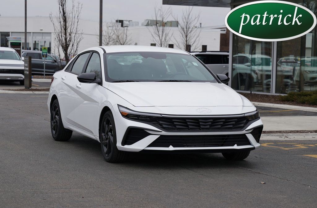 New 2026 Hyundai Elantra SEL Sport Sedan