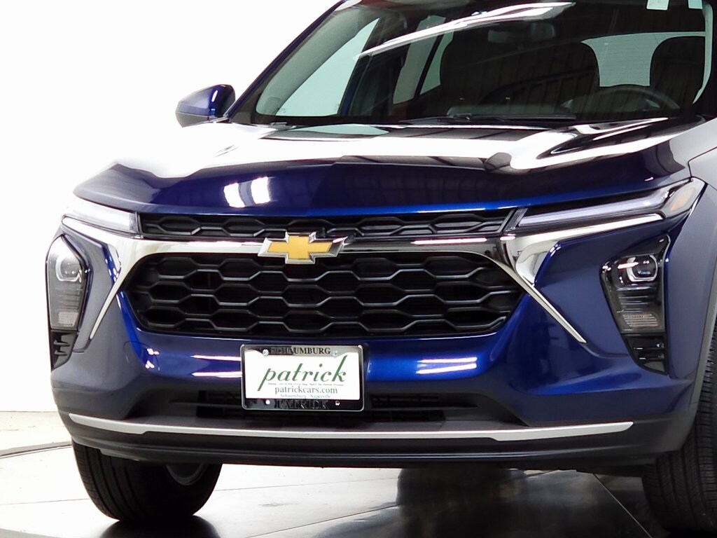 Used 2024 Chevrolet Trax LT SUV