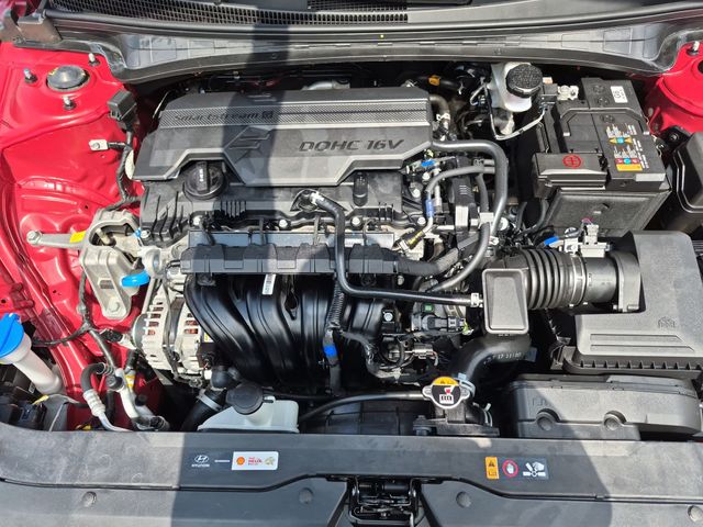 2025 Hyundai Elantra SEL - Photo 22