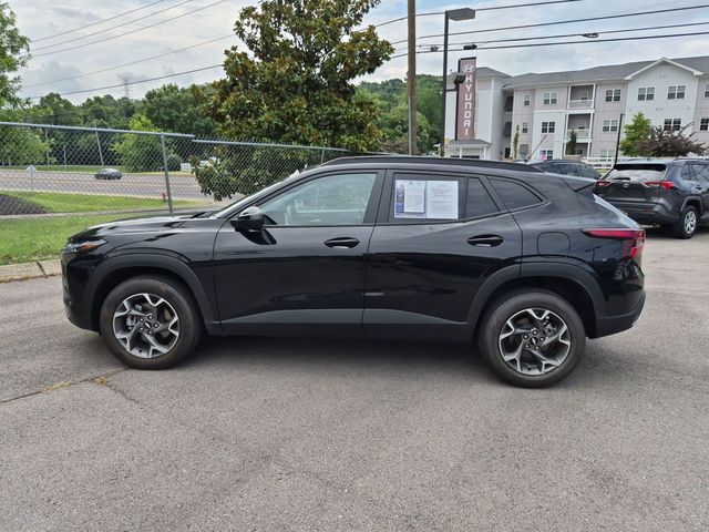 2025 Chevrolet Trax LT - Photo 9