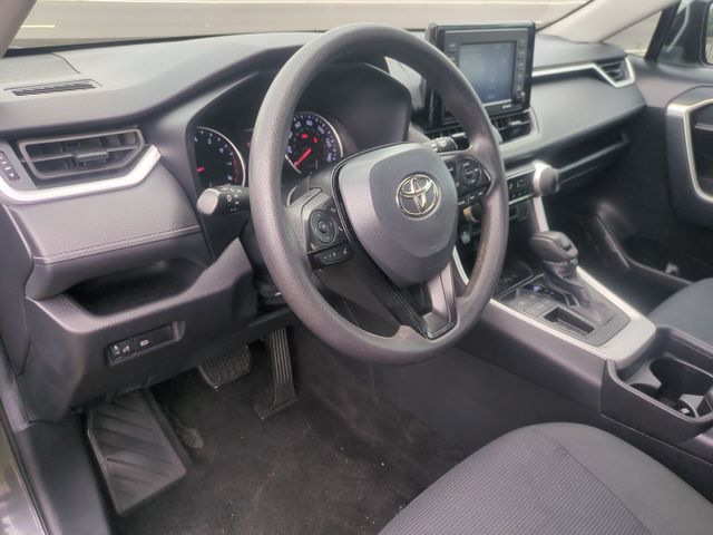 2021 Toyota RAV4 LE - Photo 10