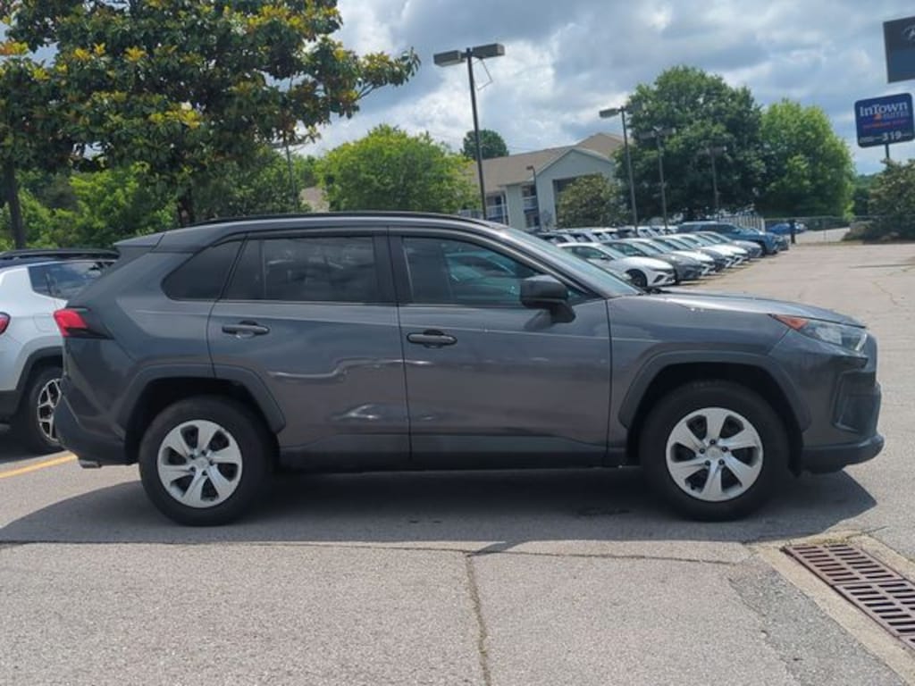 Used 2021 Toyota RAV4 LE SUV