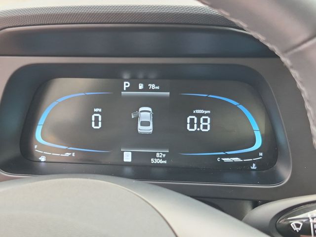 2025 Hyundai Elantra SEL - Photo 11
