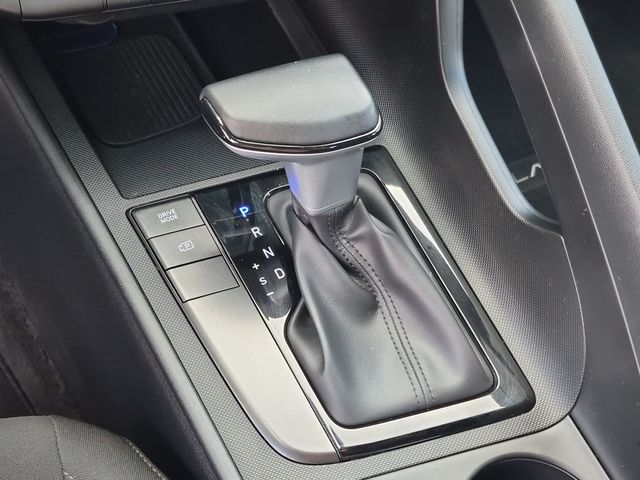 2025 Hyundai Elantra SEL - Photo 12
