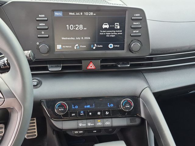 2025 Hyundai Elantra SEL - Photo 14