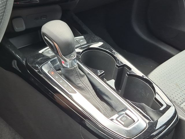 2025 Chevrolet Trax LT - Photo 12