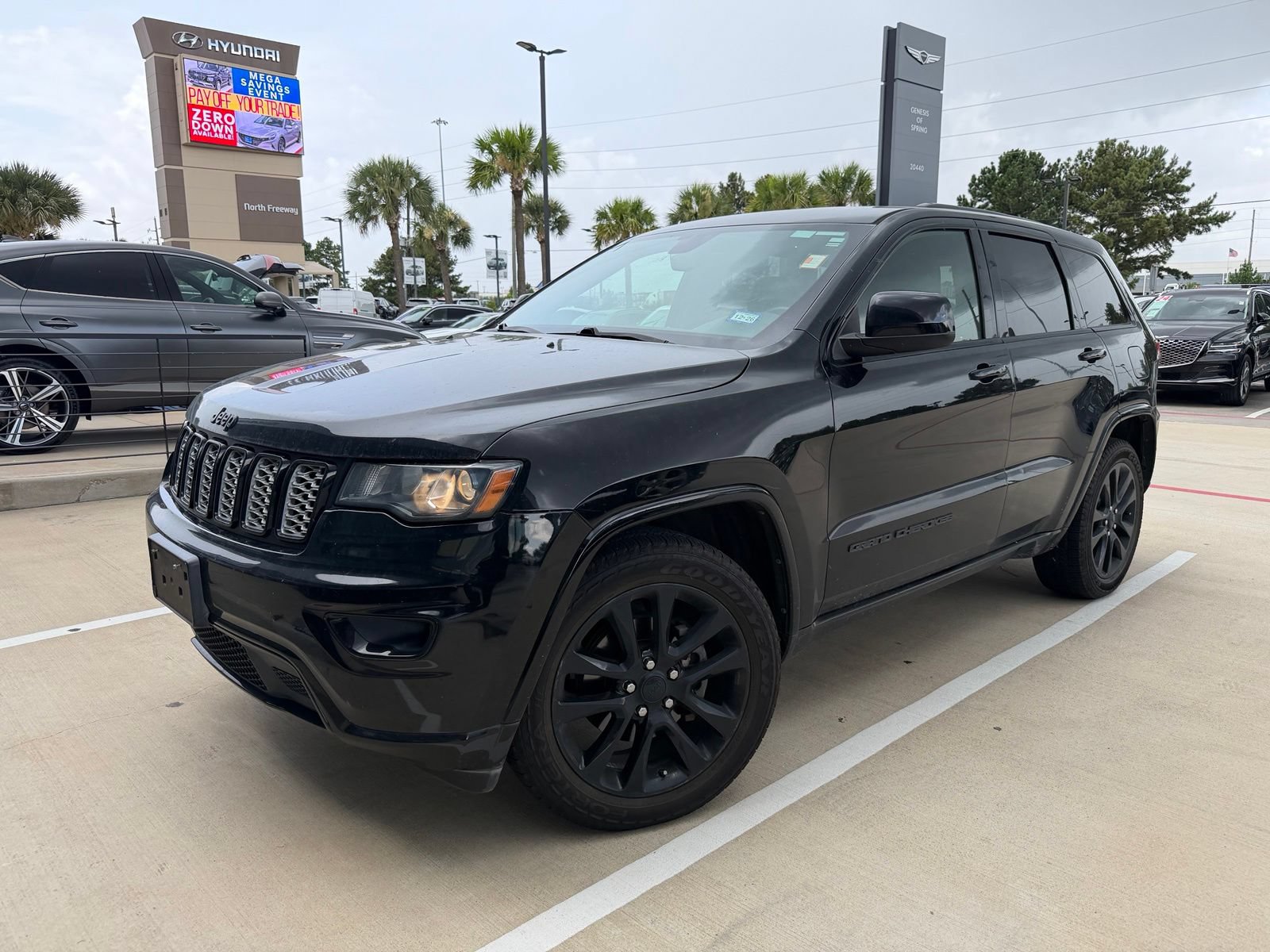 2018 Jeep Grand Cherokee Altitude's photo