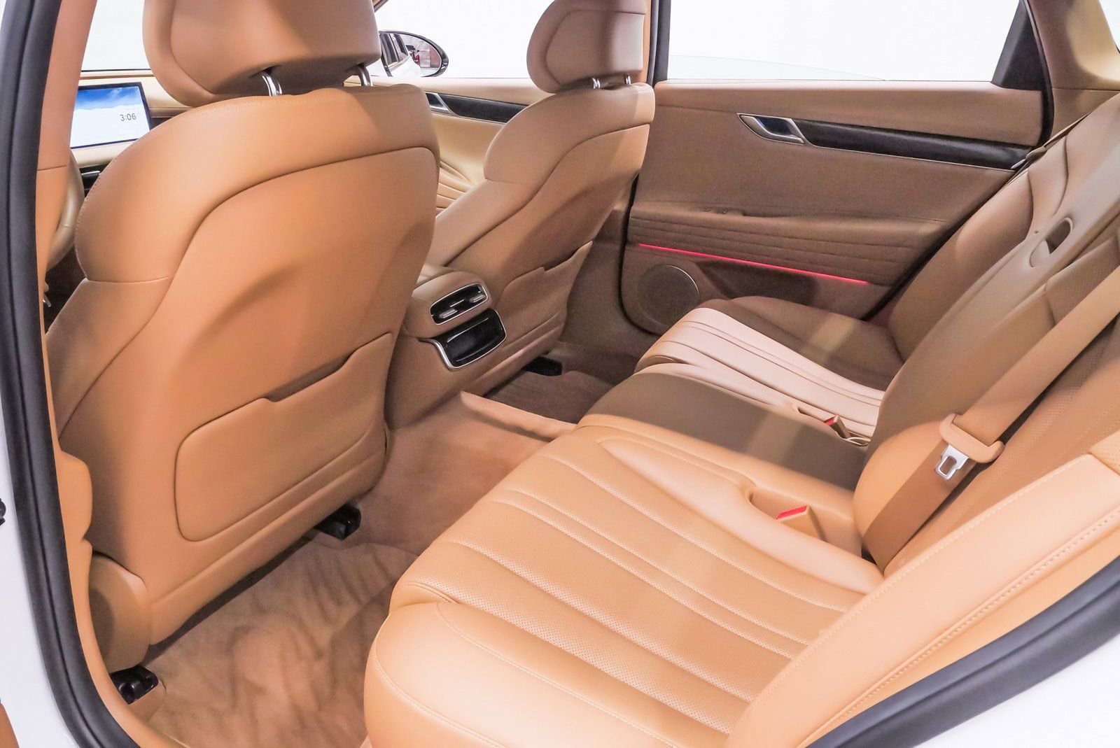 2025 GENESIS G80 Base - Photo 13