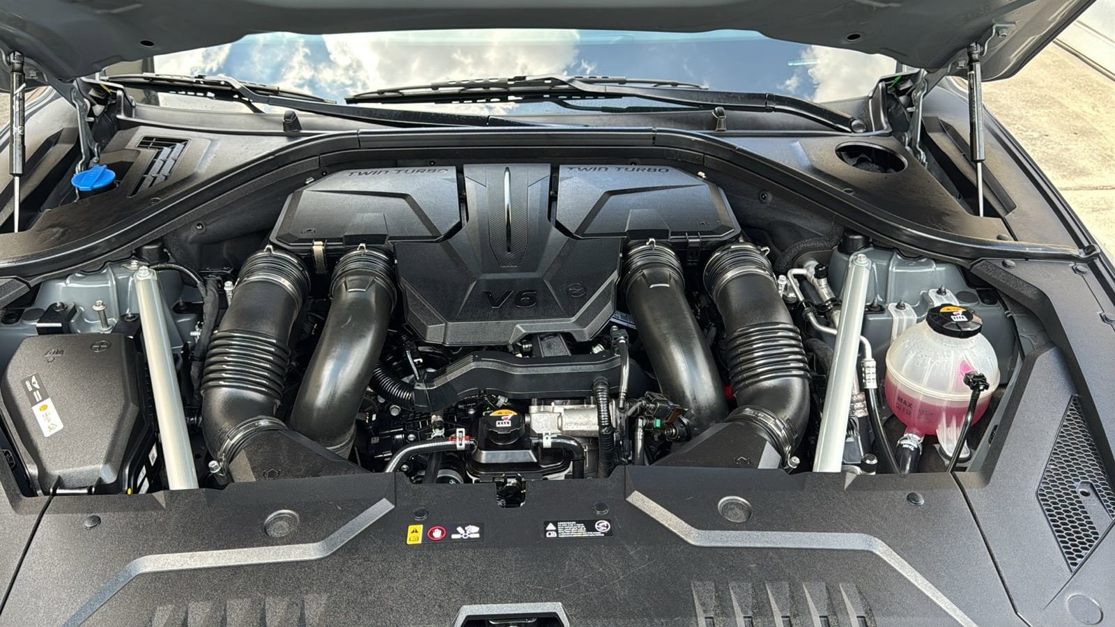 2023 GENESIS GV70 Sport - Photo 27