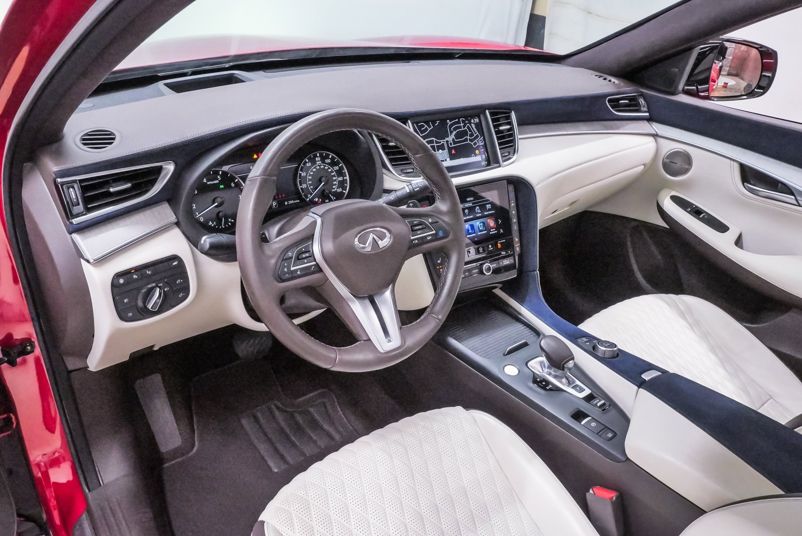 2020 Infiniti QX50 Autograph photo 2