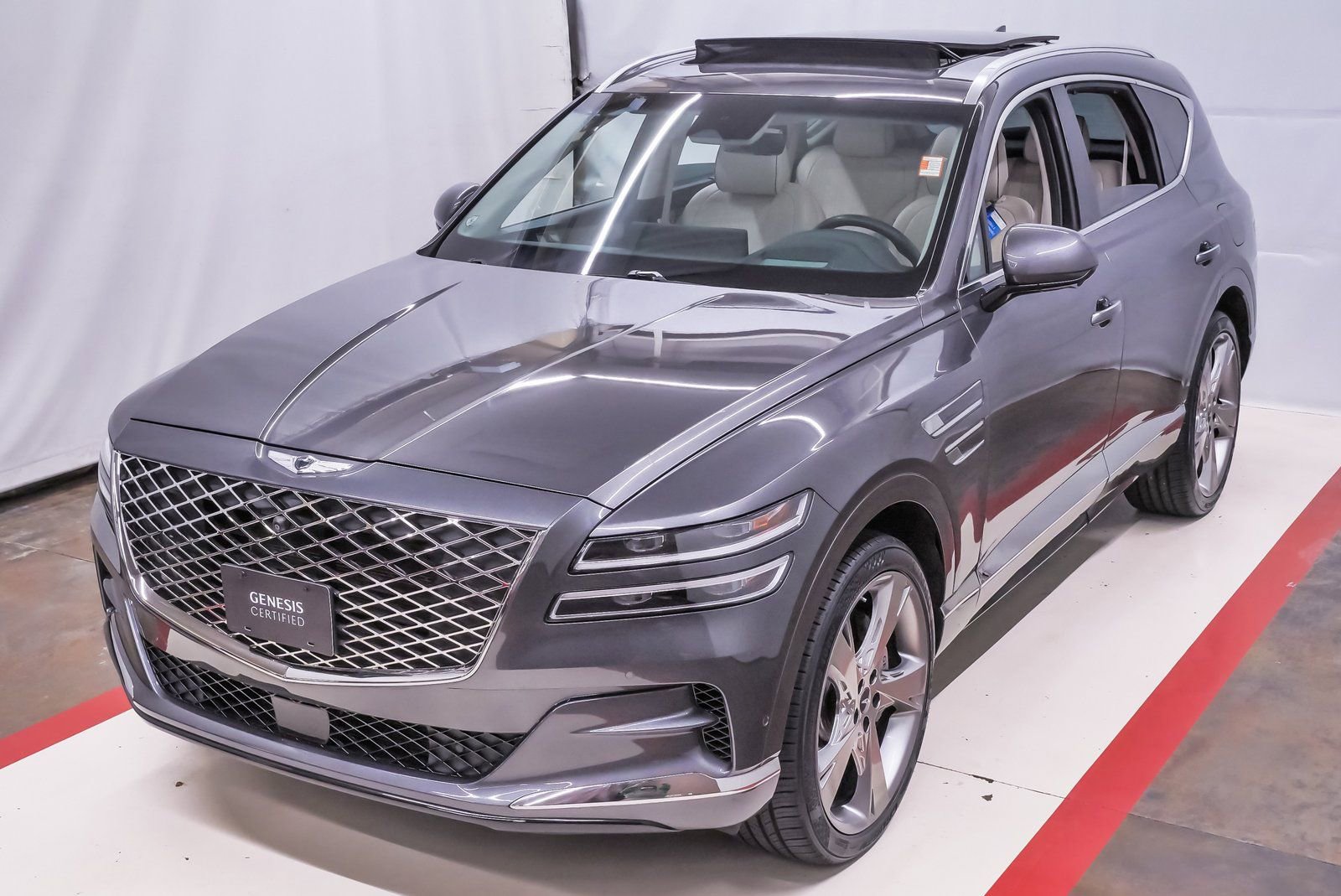 2022 GENESIS GV80 Standard's photo