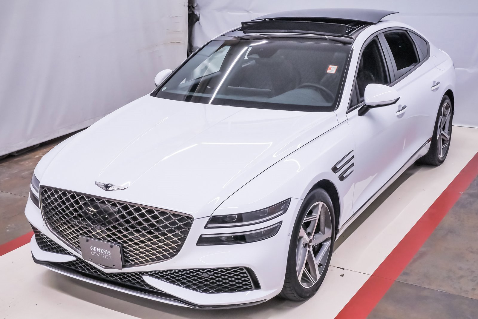 2023 GENESIS G80 Base's photo