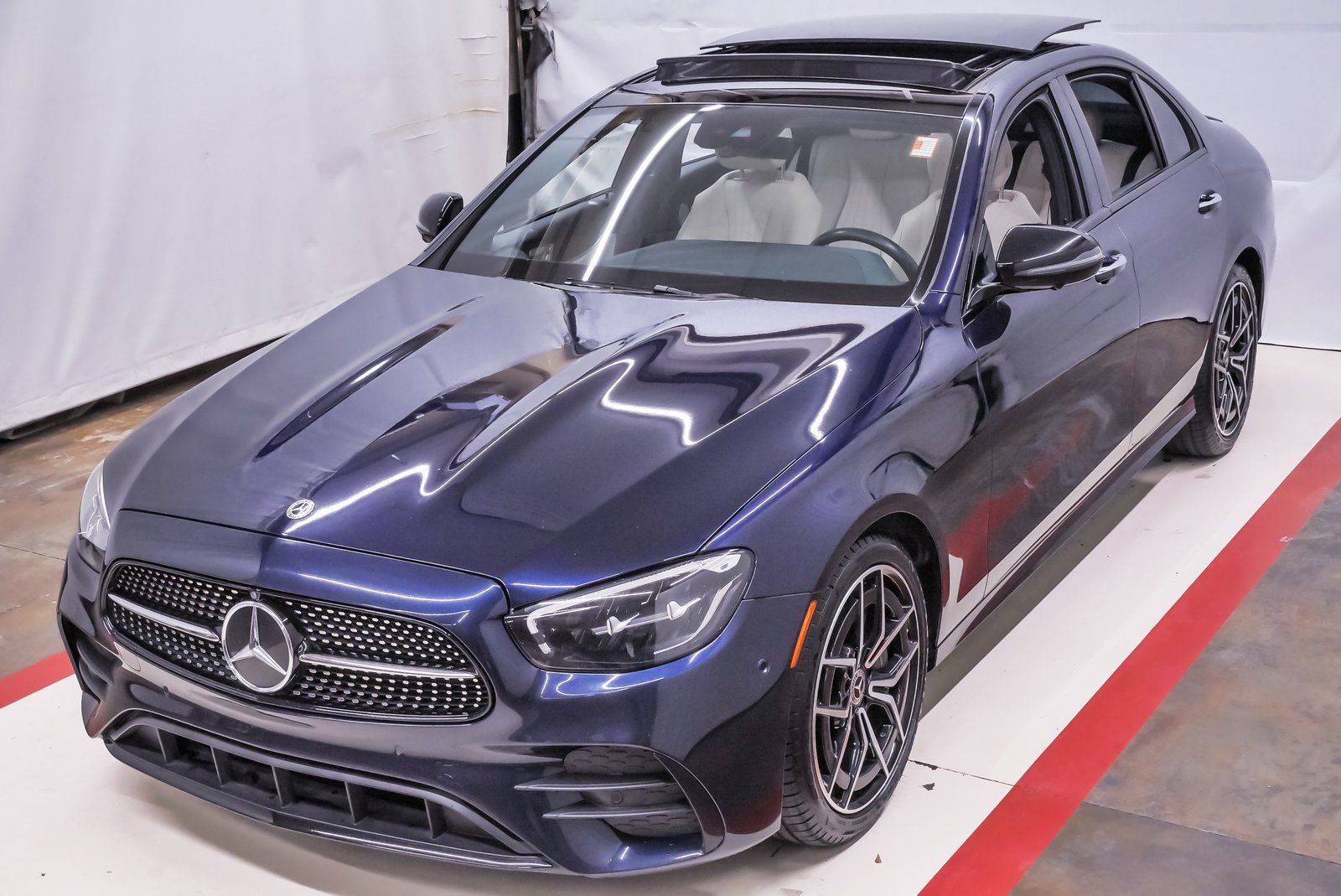 2022 Mercedes-Benz E-Class E 350's photo