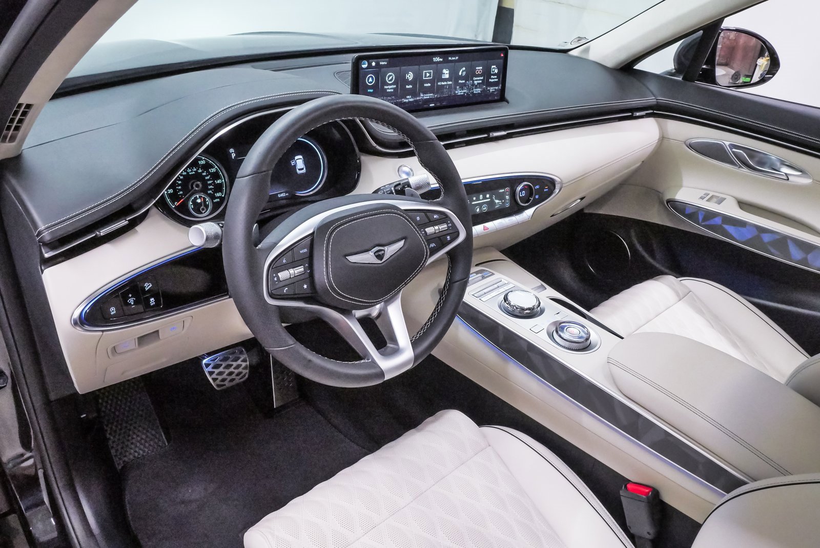 2025 Genesis GV70 3.5T Sport photo 2