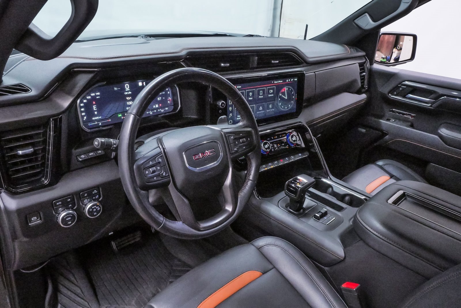 Used 2022 GMC Sierra 1500 AT4 with VIN 3GTUUEET8NG517233 for sale in Spring, TX