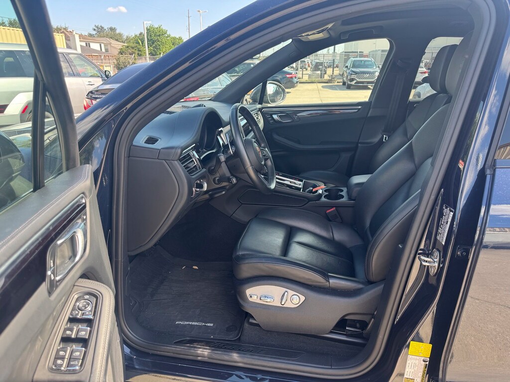 Used 2023 Porsche Macan T T AWD