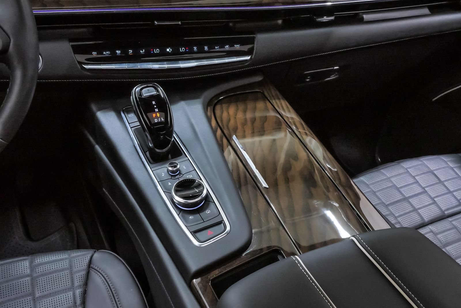 2024 Cadillac Escalade Sport Platinum - Photo 21