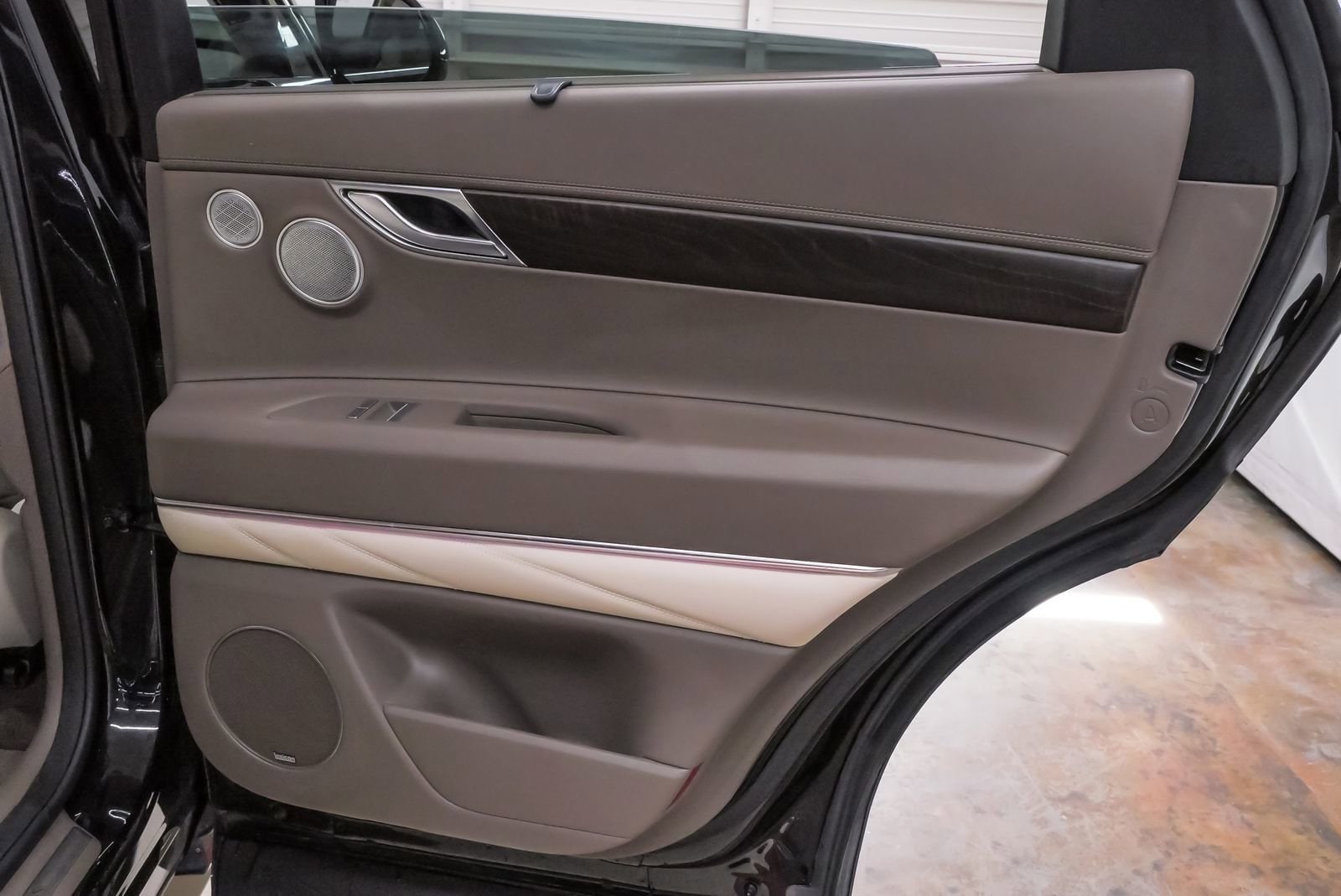 2023 GENESIS GV80 Standard - Photo 29