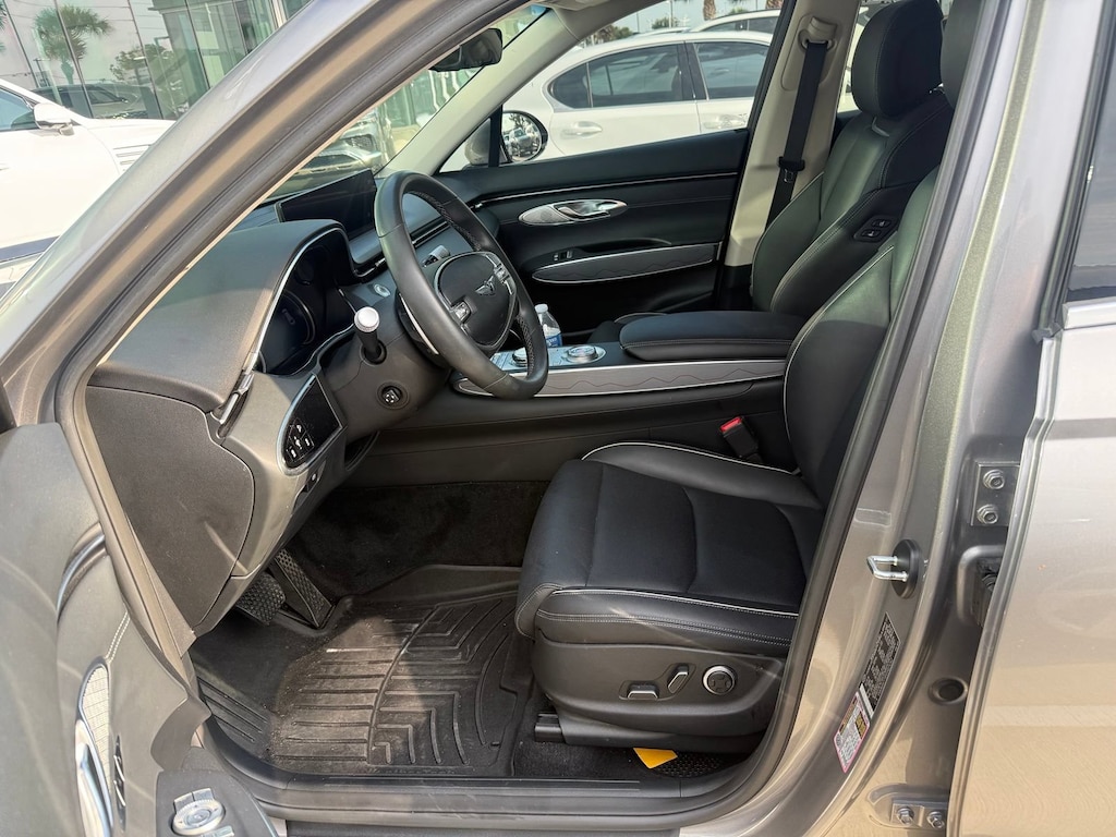 Certified 2025 Genesis GV70 2.5T 2.5T AWD