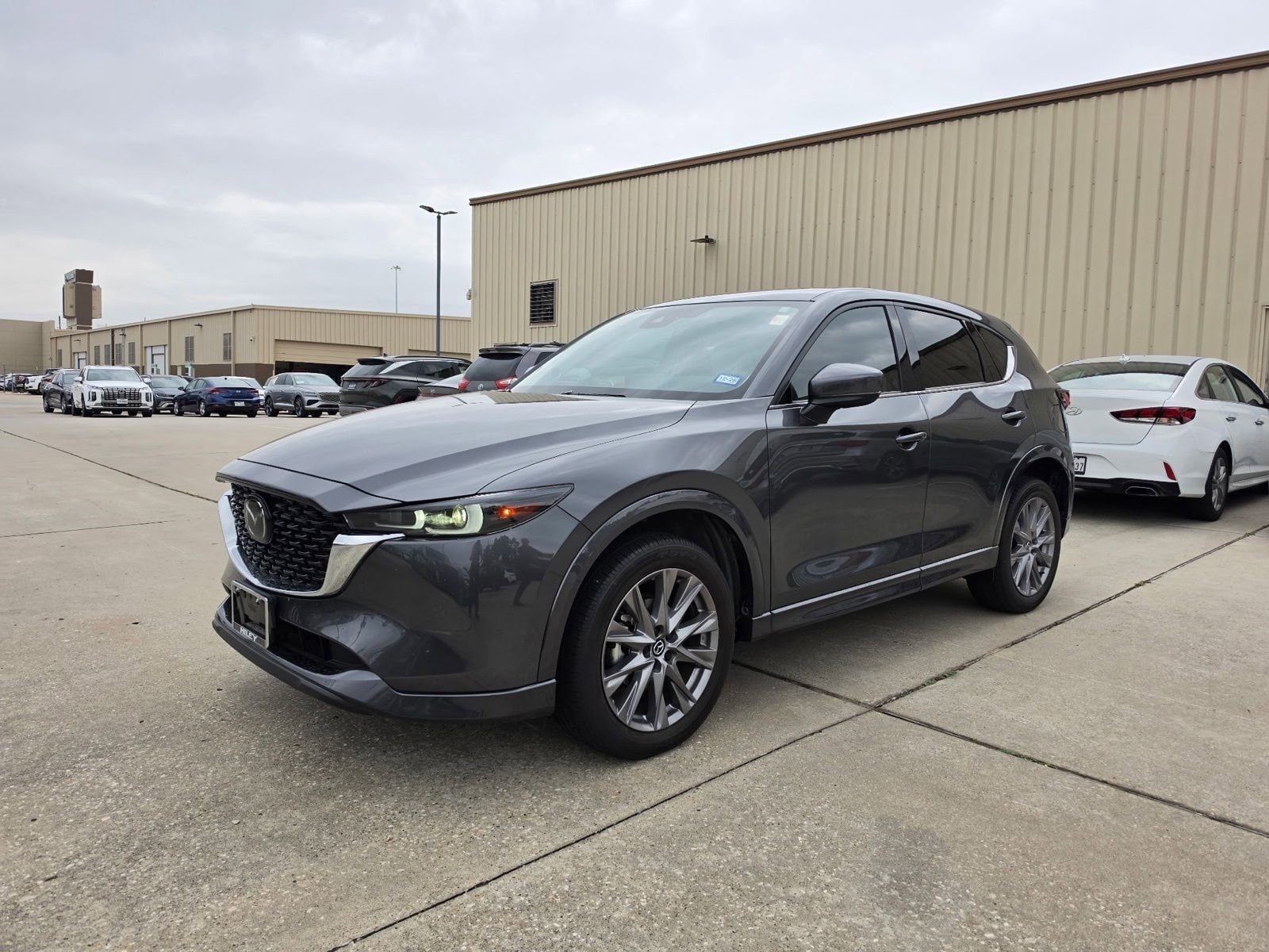 2024 Mazda CX-5 S Premium package Auto AWD's photo