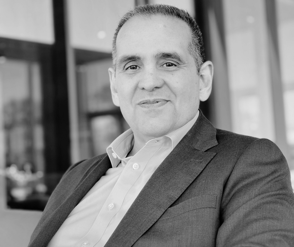 Staff member Ricardo Lujan from ID_9f0fb9a597dc