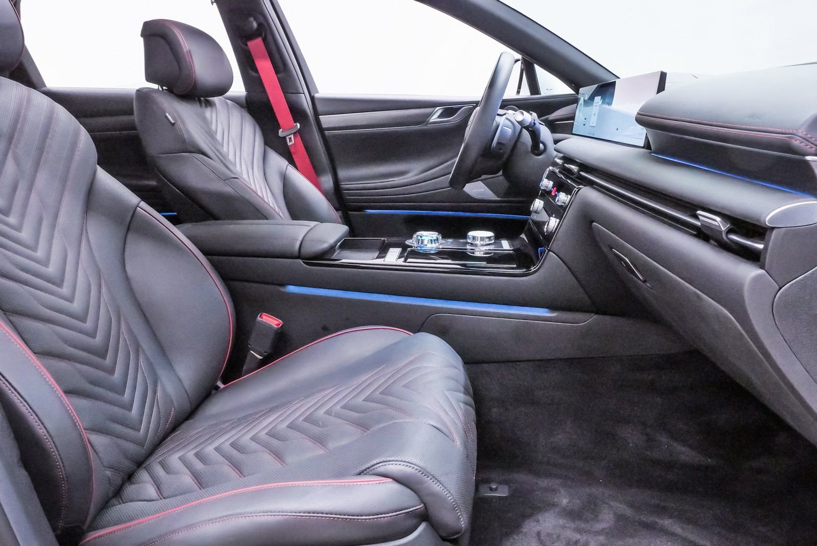 2025 GENESIS G80 Sport Prestige - Photo 14