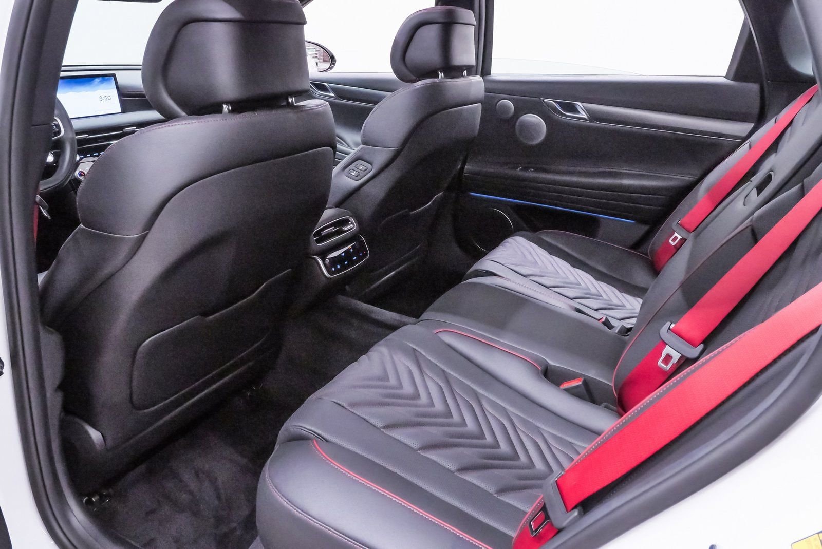 2025 GENESIS G80 Sport Prestige - Photo 11