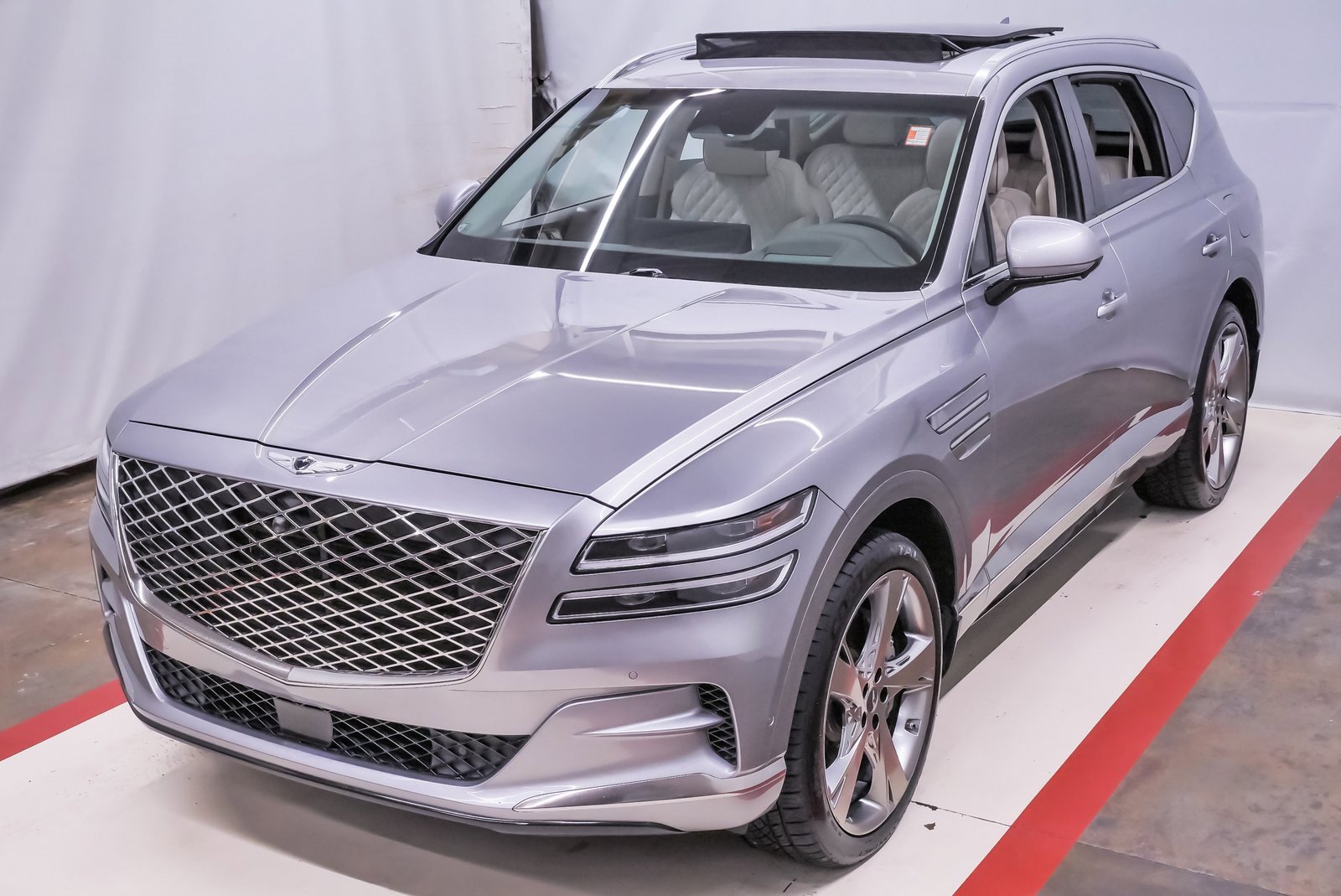 2024 GENESIS GV80's photo