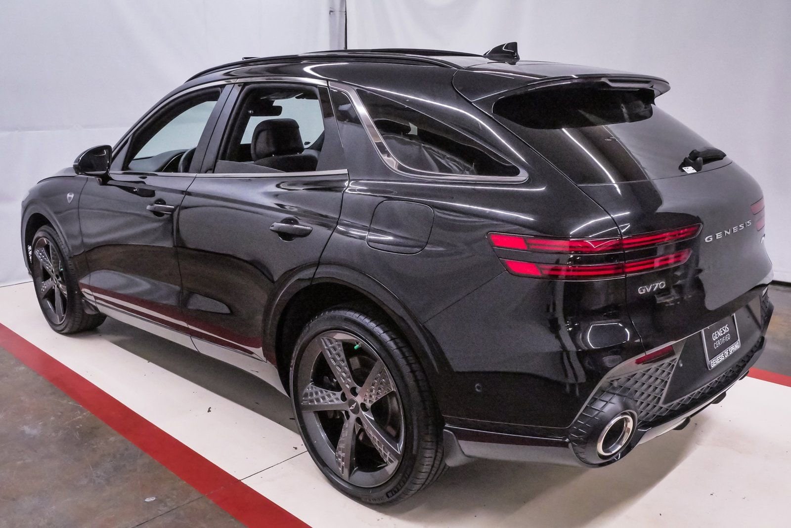 2025 GENESIS GV70 Sport - Photo 8