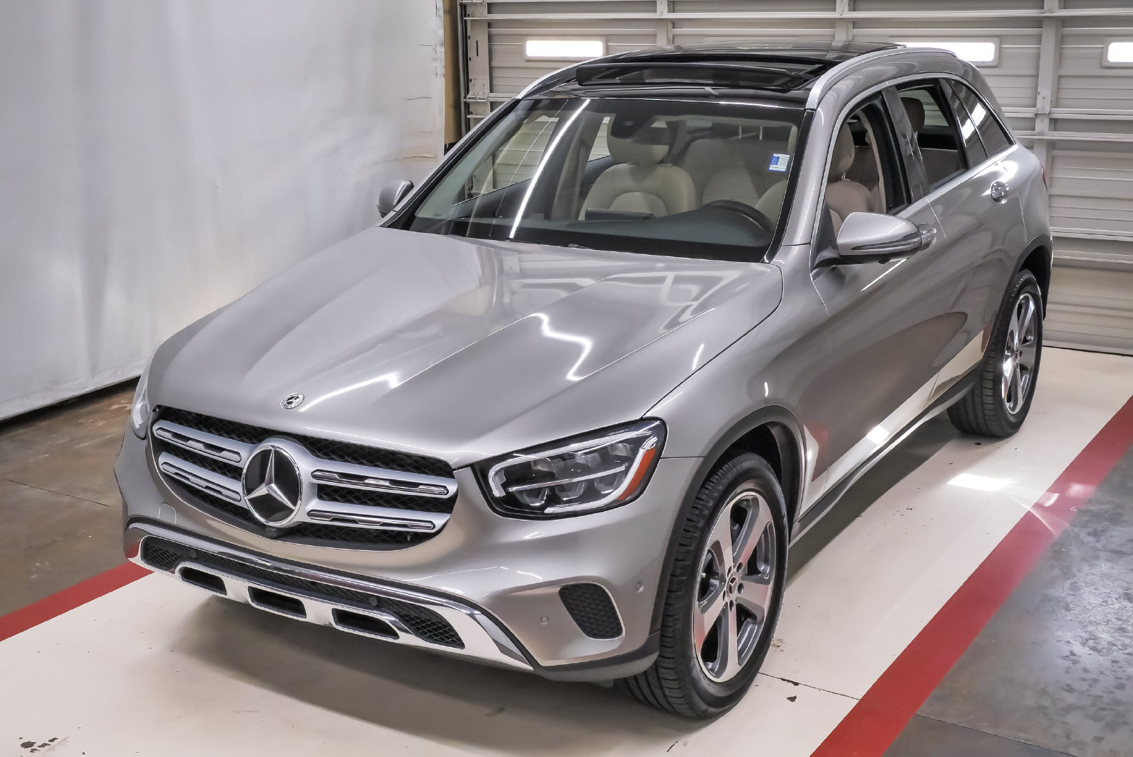  Mercedes-Benz GLC