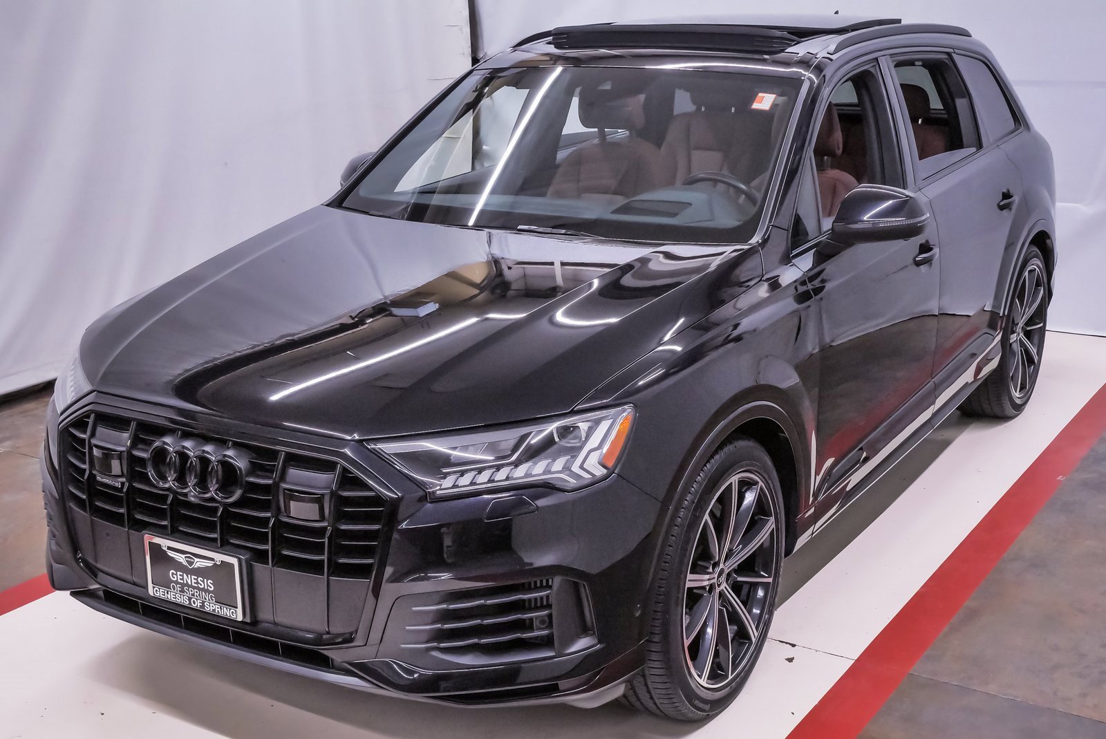 2021 Audi Q7 Prestige's photo