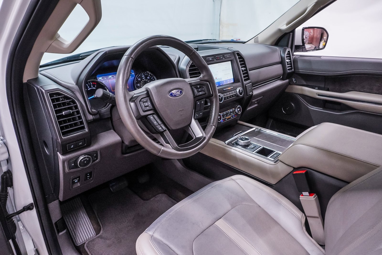 Used 2020 Ford Expedition Limited with VIN 1FMJU1KTXLEA37128 for sale in Spring, TX