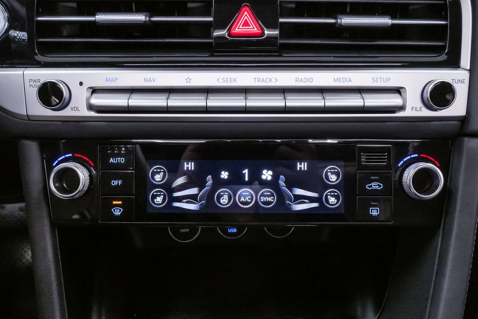 2026 GENESIS G70 Prestige - Photo 17