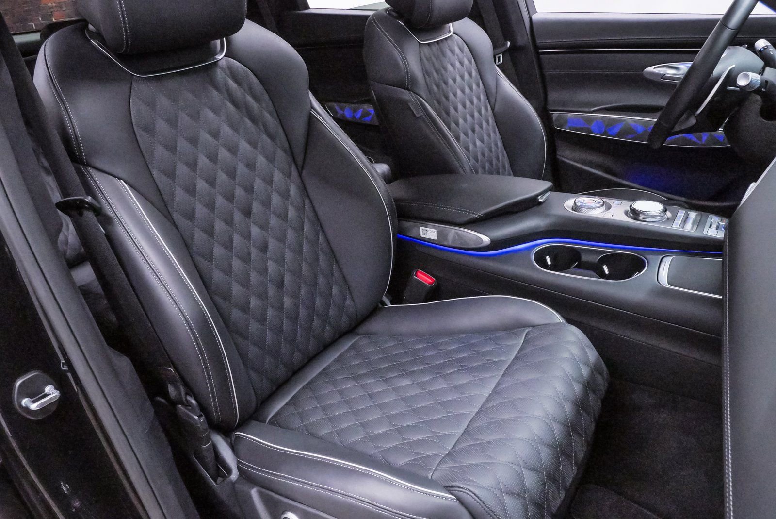 2025 GENESIS GV70 Sport - Photo 15