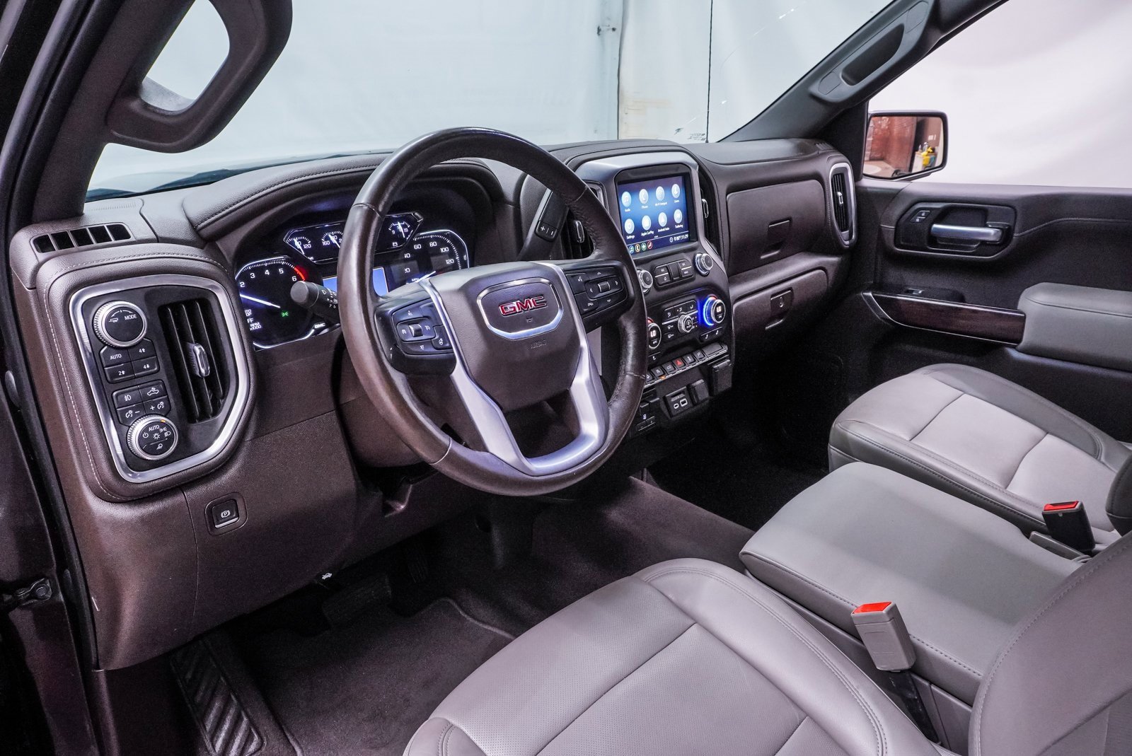 Used 2020 GMC Sierra 1500 SLT with VIN 3GTU9DEL2LG207409 for sale in Spring, TX